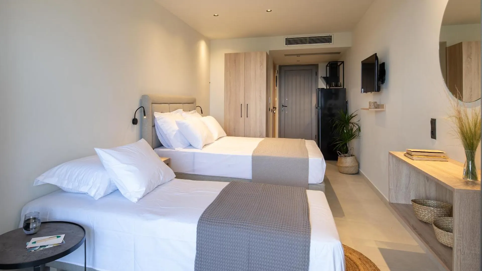 Melian Suites Nikiti  Yunanistan
